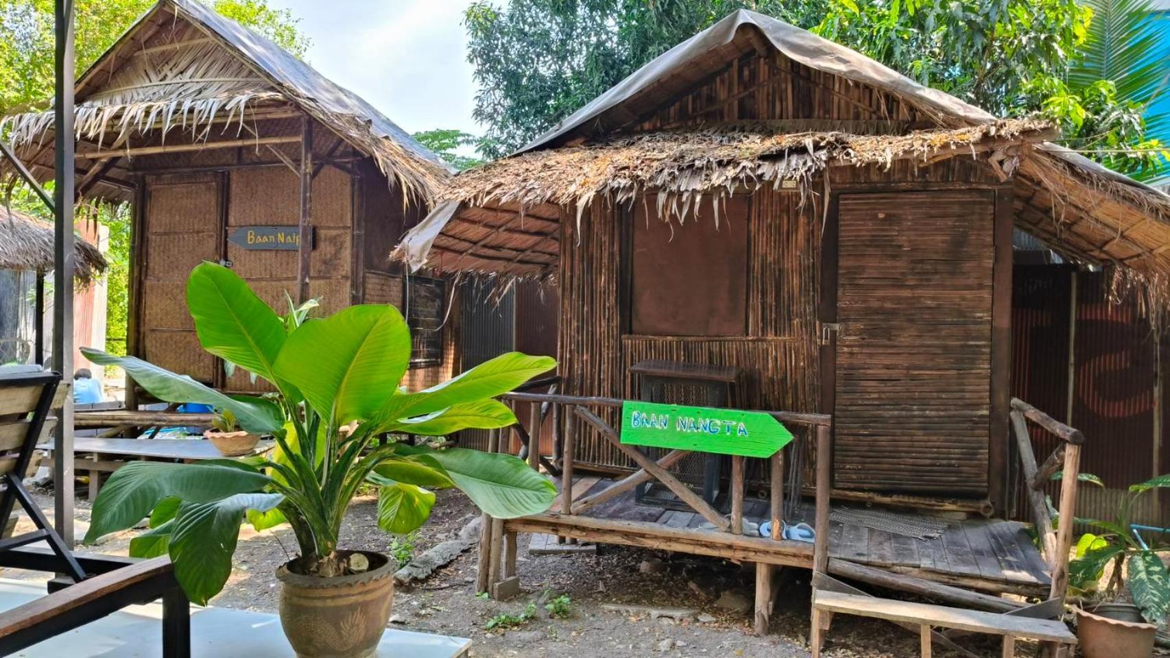 Do Dee Cafe Bangkok Hostel Esterno foto
