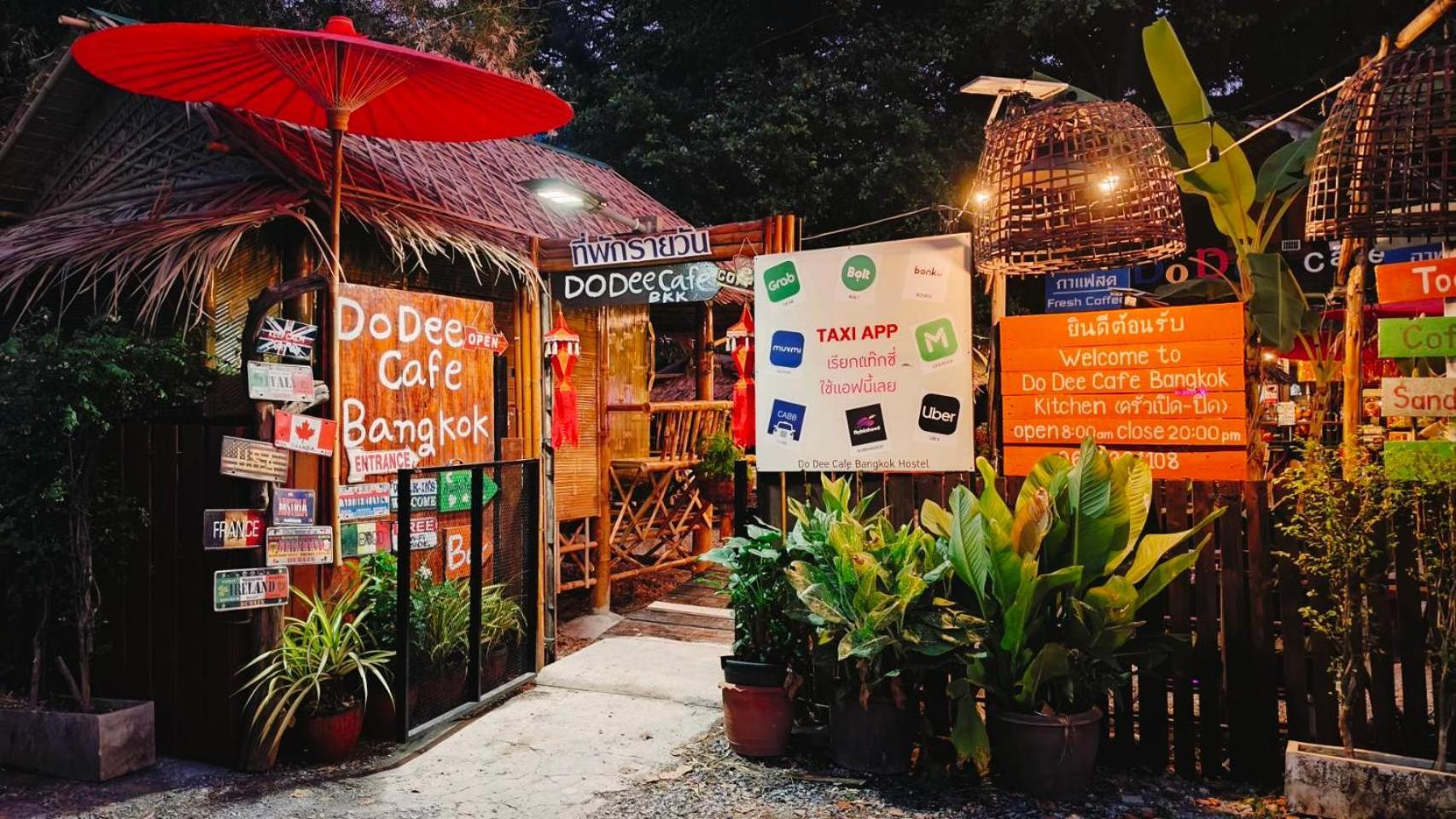 Do Dee Cafe Bangkok Hostel Esterno foto